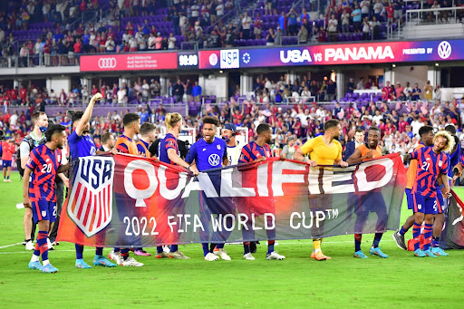 USMNT loses 0-2 to Costa Rica but still makes the cut for the 2022 World Cup in Qatar. 