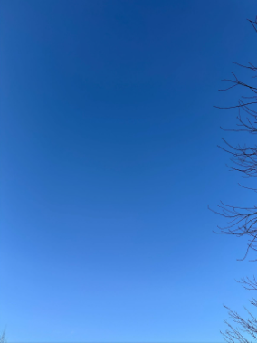 A picture of the sky on a cold morning. 
